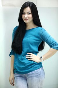 Watch Asmirandah video Watch Asmirandah video